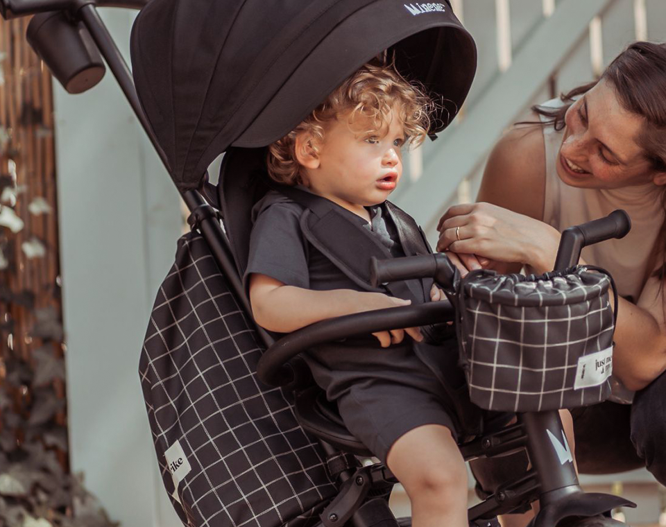 תלת אופן מתקפל 6 ב-1 שחור MINENE X QPLAY 2024