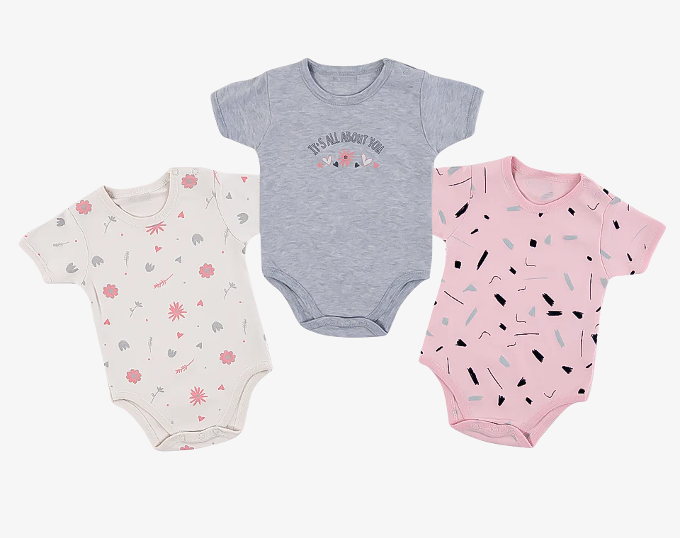 שלישיית בגדי גוף שרוול קצר I'ts all about you