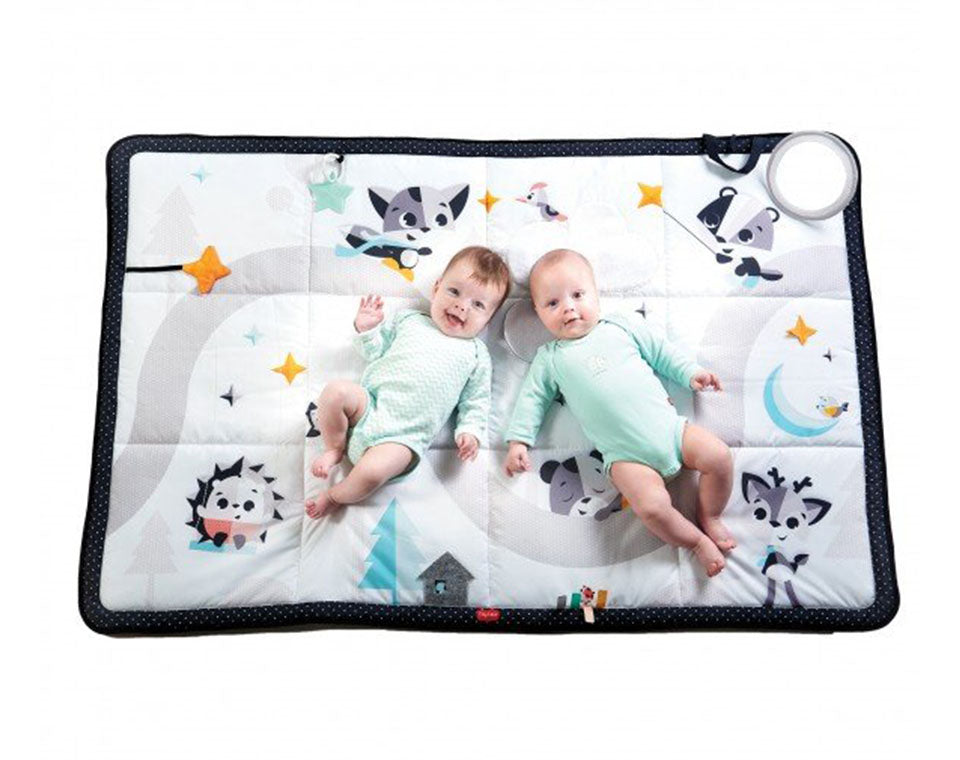 שמיכת פעילות ענקית שחור לבן של טייני לאב 2