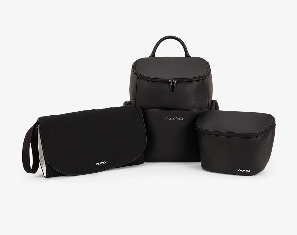 תיק החתלה שחור/ Caviar