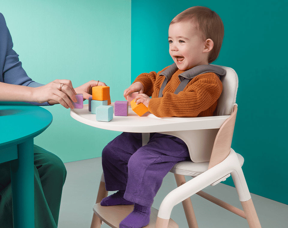 בוגבו ג׳ירף- מגשית לכסא אוכל לבן