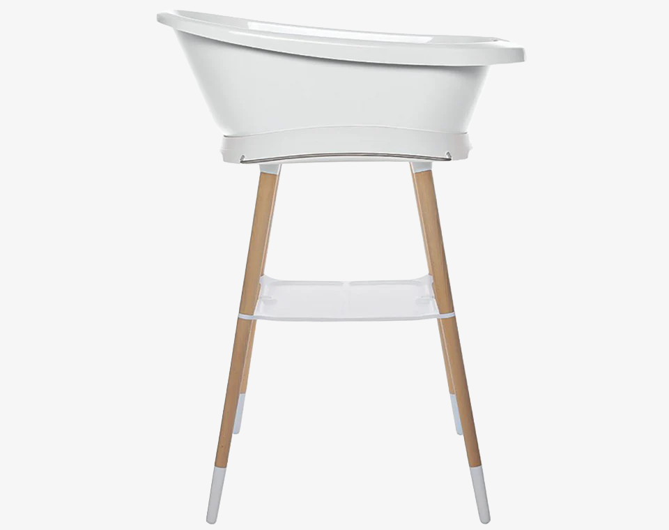 אמבטיה לבנה+ מעמד