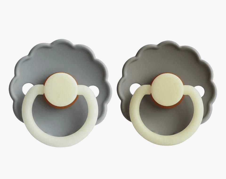 זוג מוצצי גומי DAISY Night- French Gray/ Portobello
