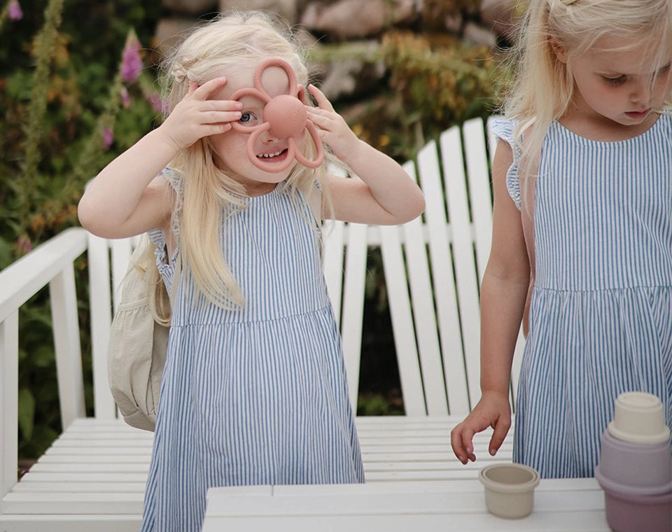 נשכן ורעשן Daisy- soft lilac