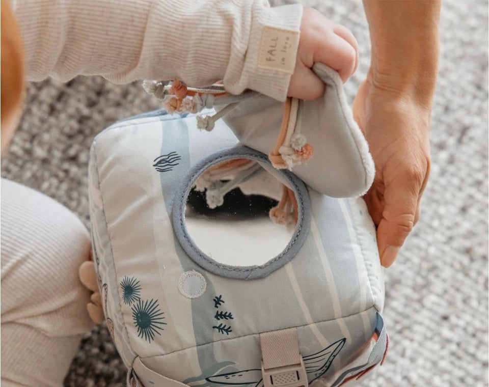 קוביית פעילות סנסורית