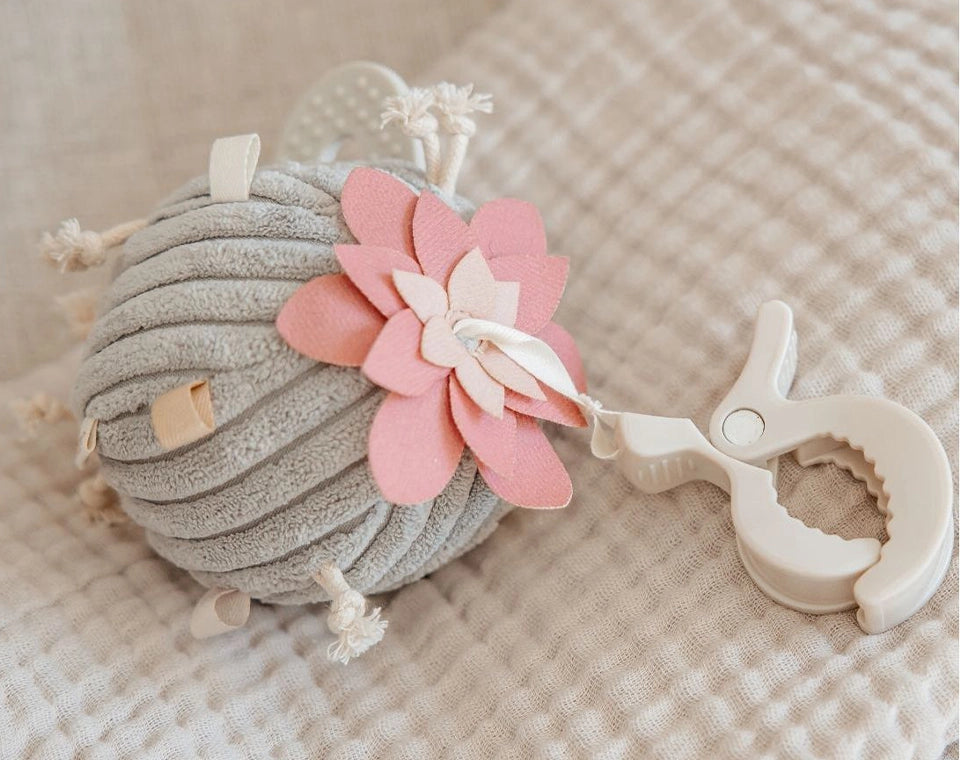 בובת פעילות לתליה קקטוס OS