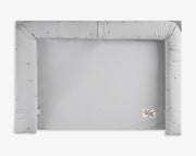 משטח החתלה עם נחשוש ירוק