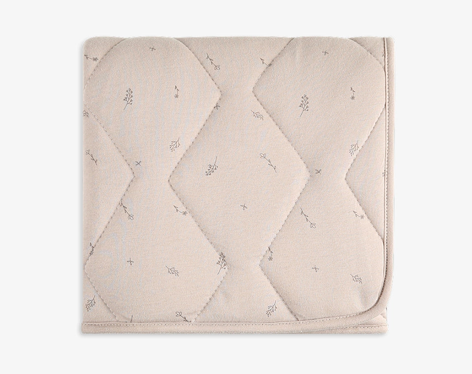 שמיכת קווילט- בז׳ גבעולים