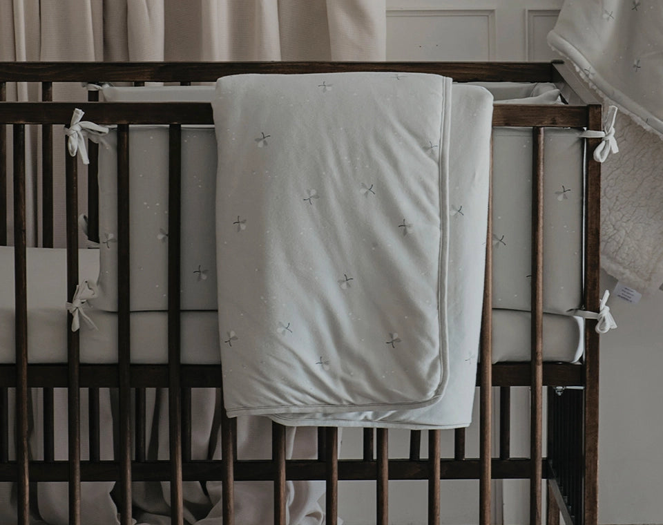 סט מצעים למיטת תינוק- גחליליות