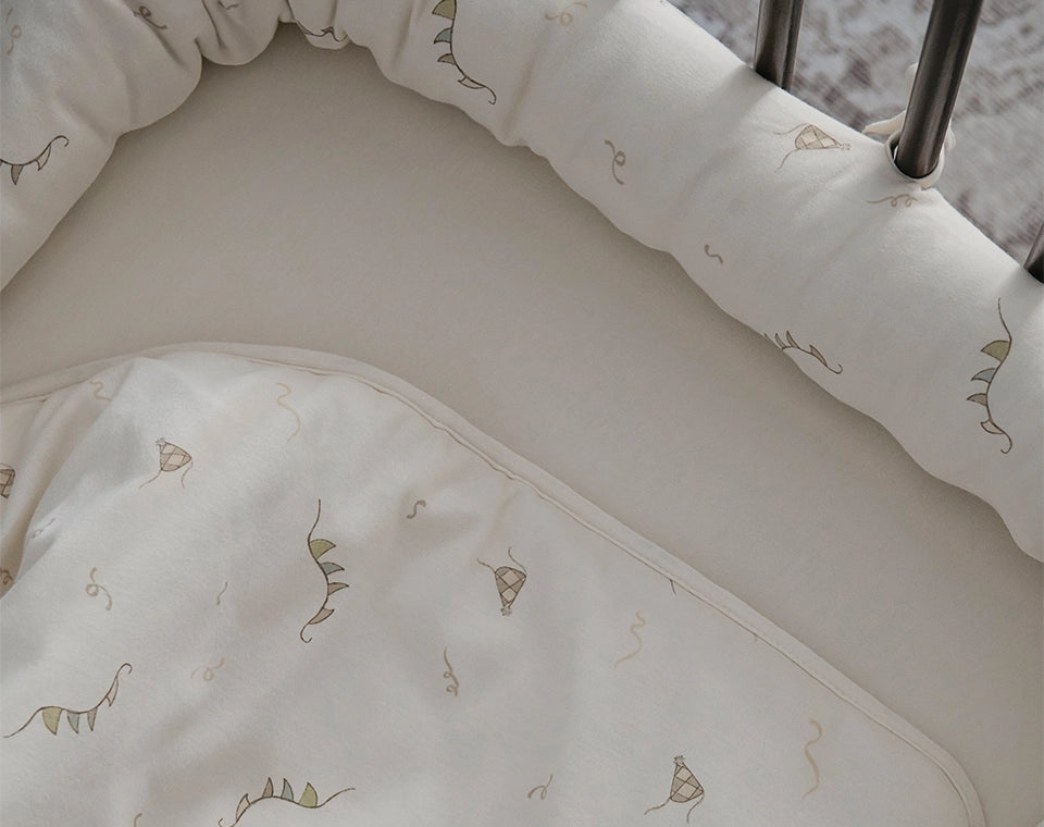 סט מצעים לעריסה- האפי אוור