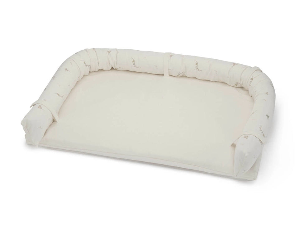 משטח החתלה- האפי אוור