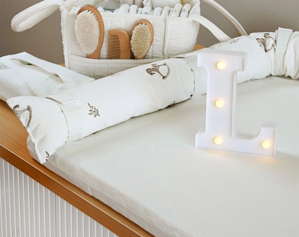 משטח החתלה קורדורוי Rocking horse