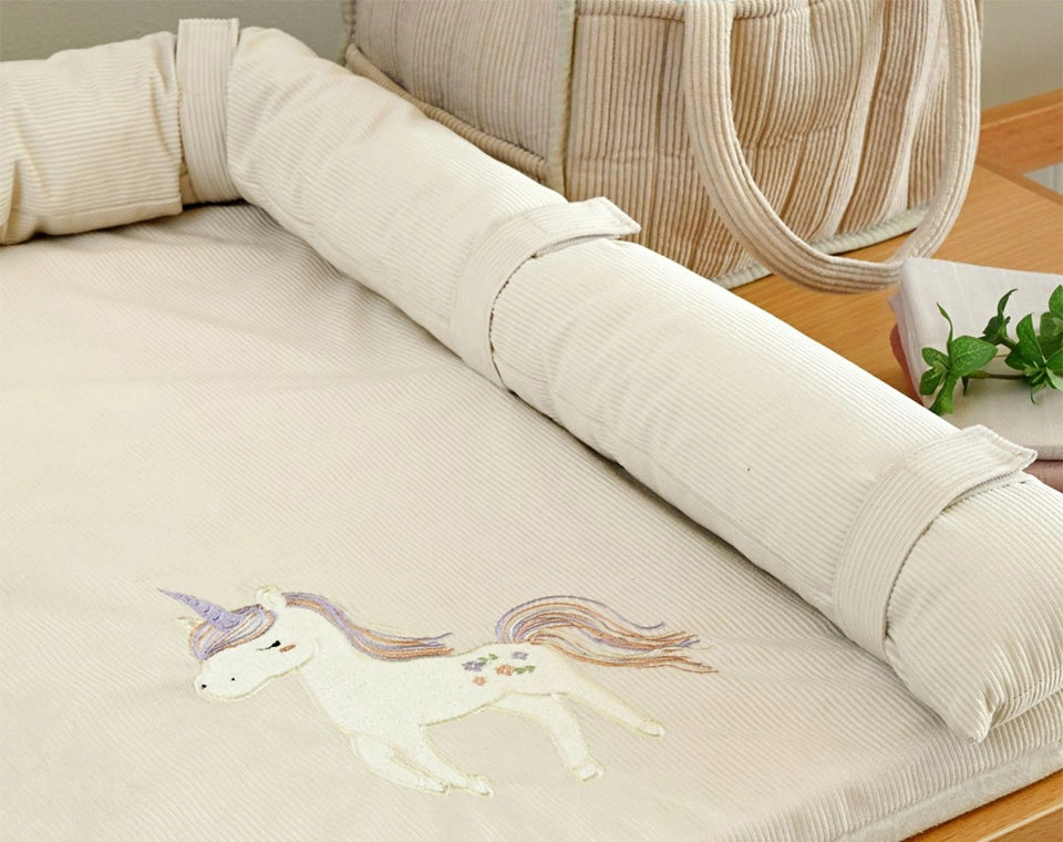 משטח החתלה קורדורוי Unicorn