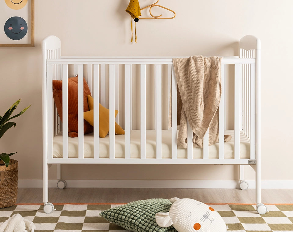 חדר תינוקות Love לבן