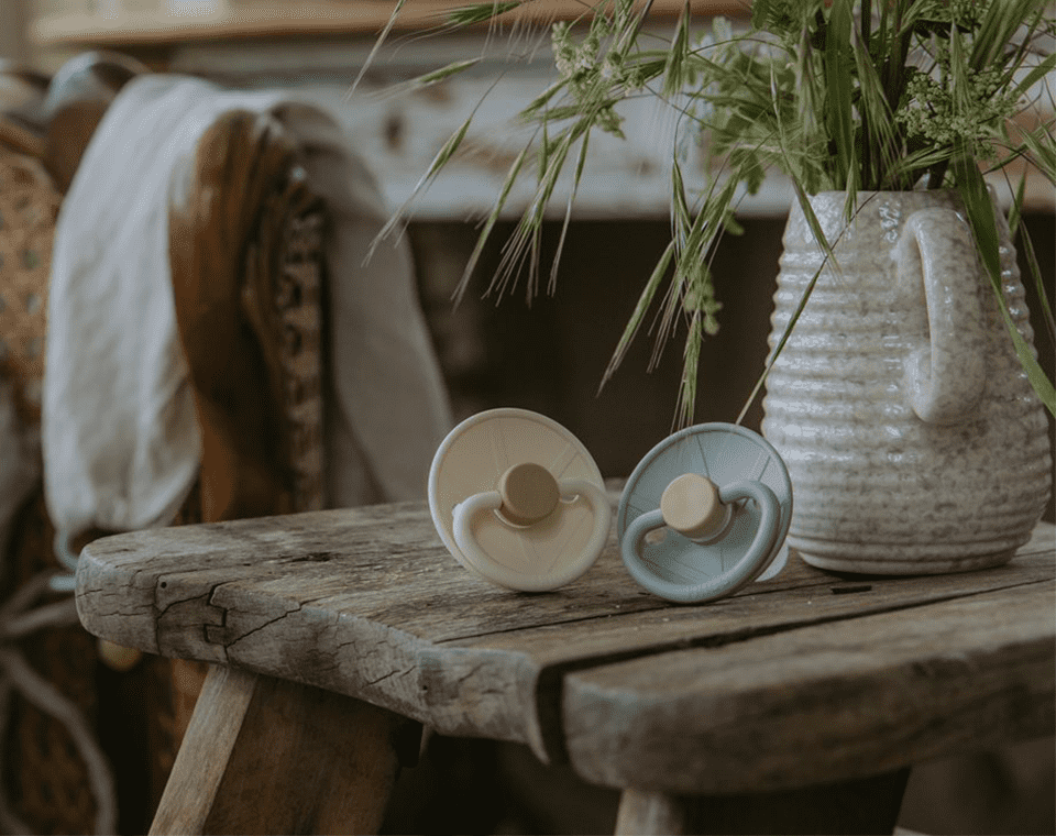 זוג מוצצים Little Viking- מידה 2 (6-18)