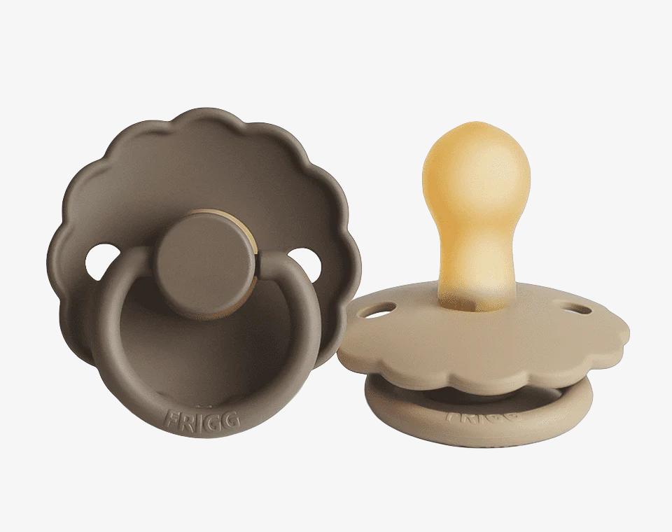 זוג מוצצי גומי DAISY- מידה 2 (6-18)