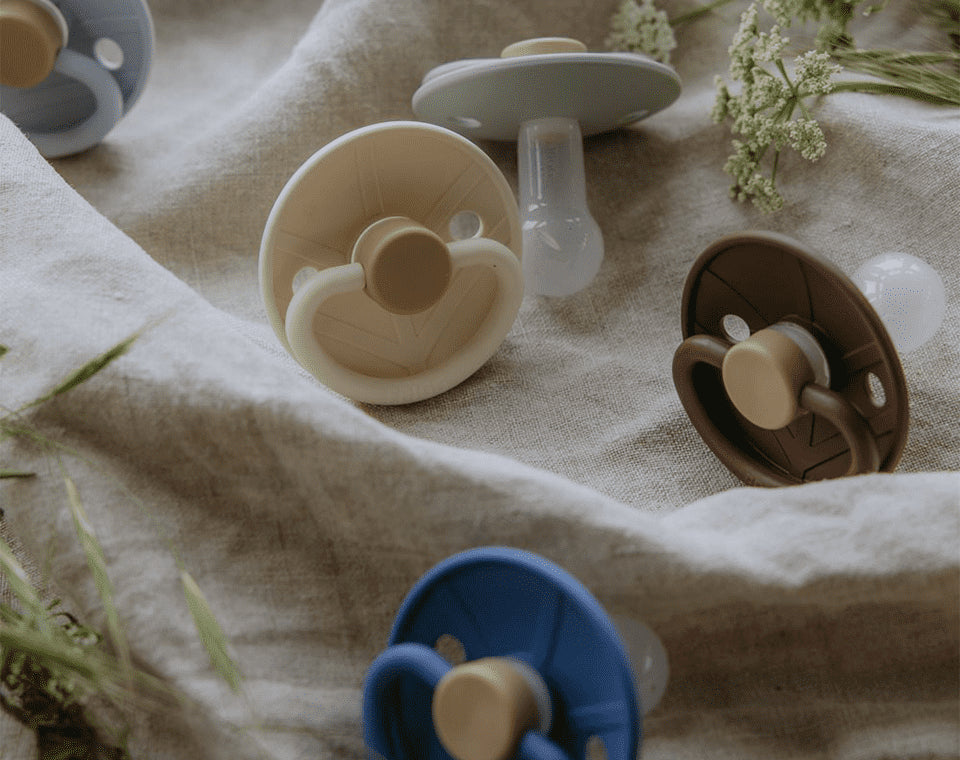 זוג מוצצים Little Viking- Sage/Cream