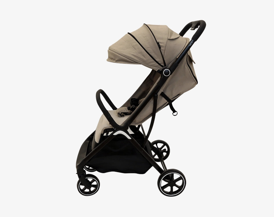 טיולון ניקו בז׳