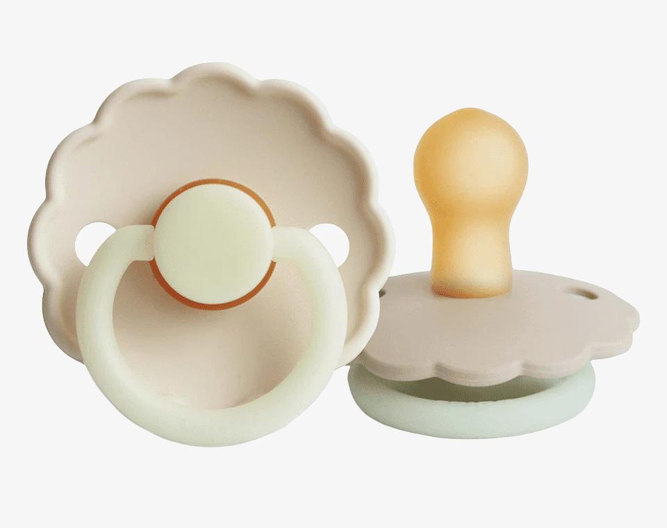 זוג מוצצי גומי DAISY Night- מידה 1