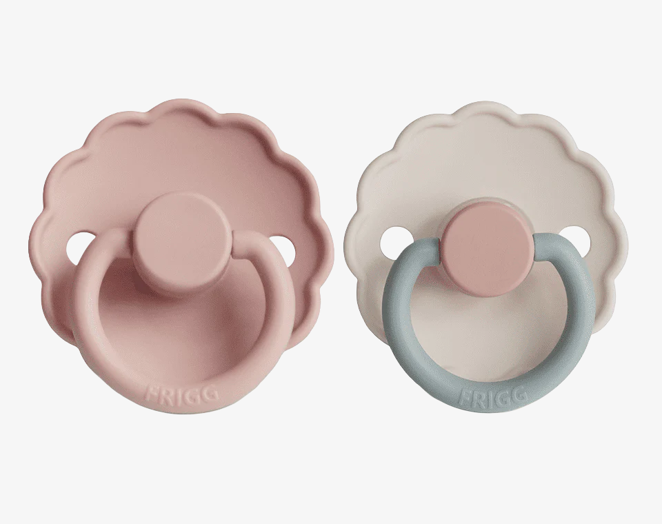 זוג מוצצים DAISY- מידה 2 (6-18)