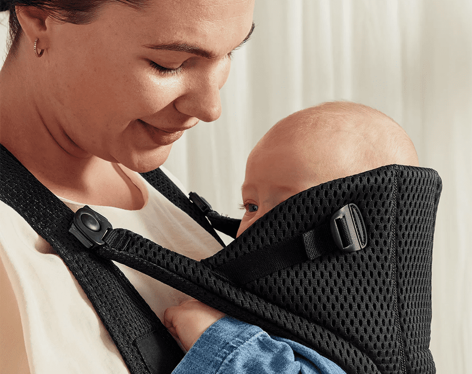 מנשא בייביביורן Move Air