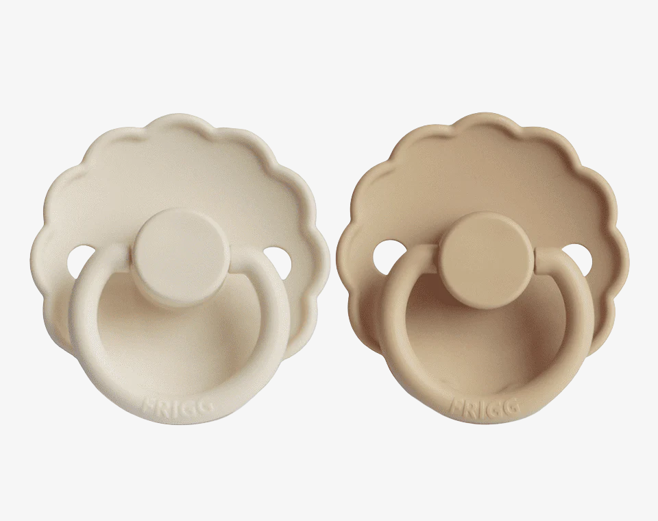 זוג מוצצים DAISY- מידה 2 (6-18)