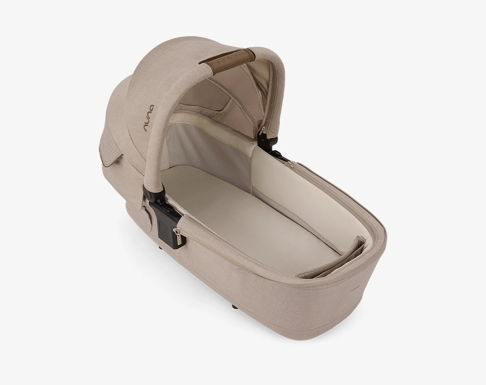 עגלת תינוק Triv next קוסמופוליטן/ Cosmopolitan