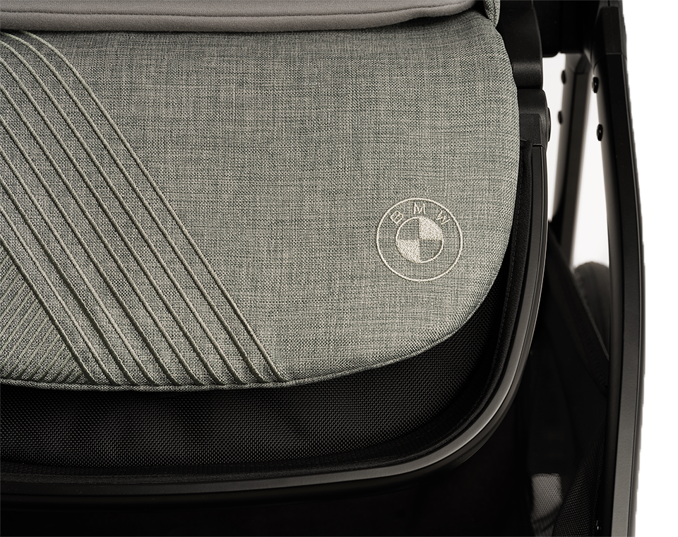 עגלה Triv next& BMW אפור גרפיטי/ Graphite