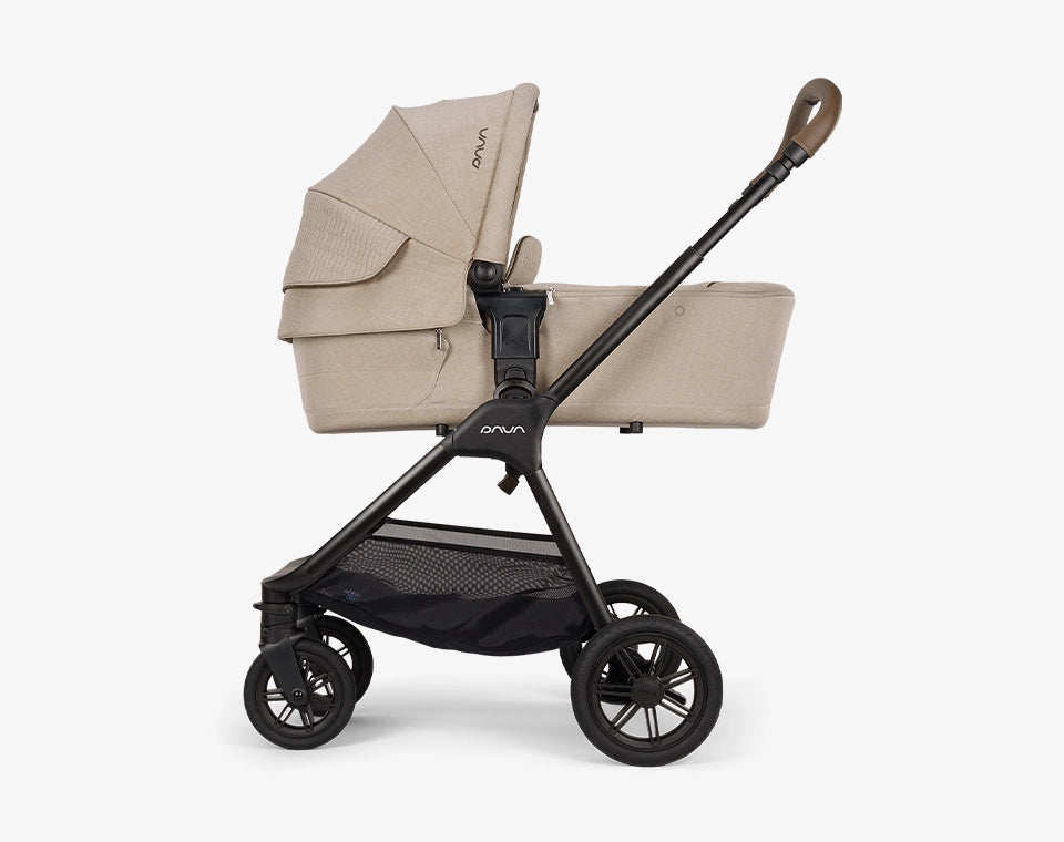 עגלת תינוק Triv next קוסמופוליטן/ Cosmopolitan