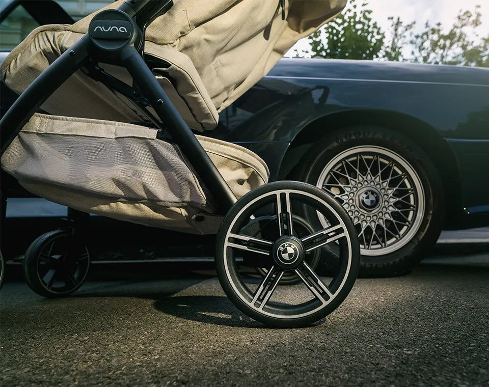 טיולון Trvl lx BMW