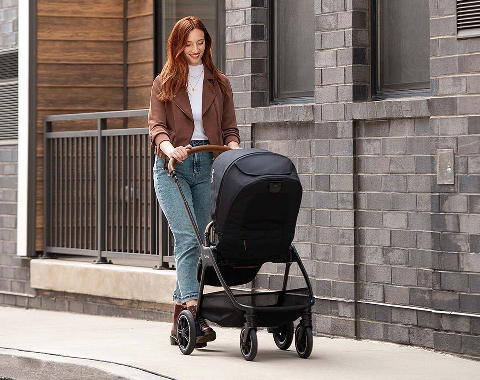 עגלת תינוק Triv next