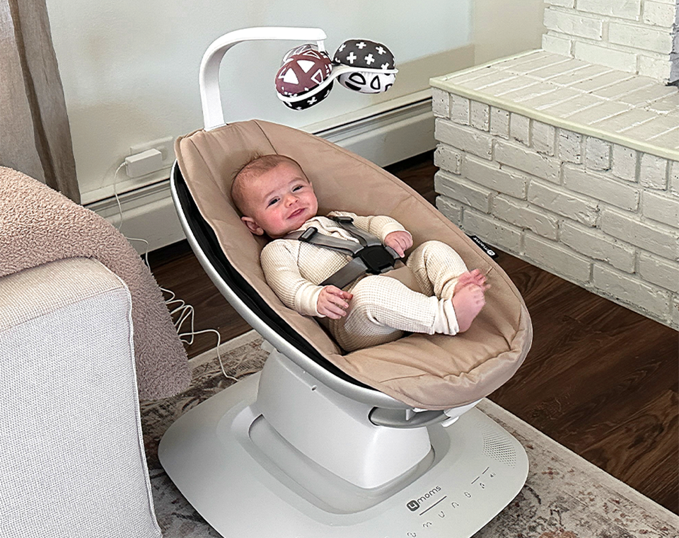 נדנדה MamaRoo חול מדבר 5.0