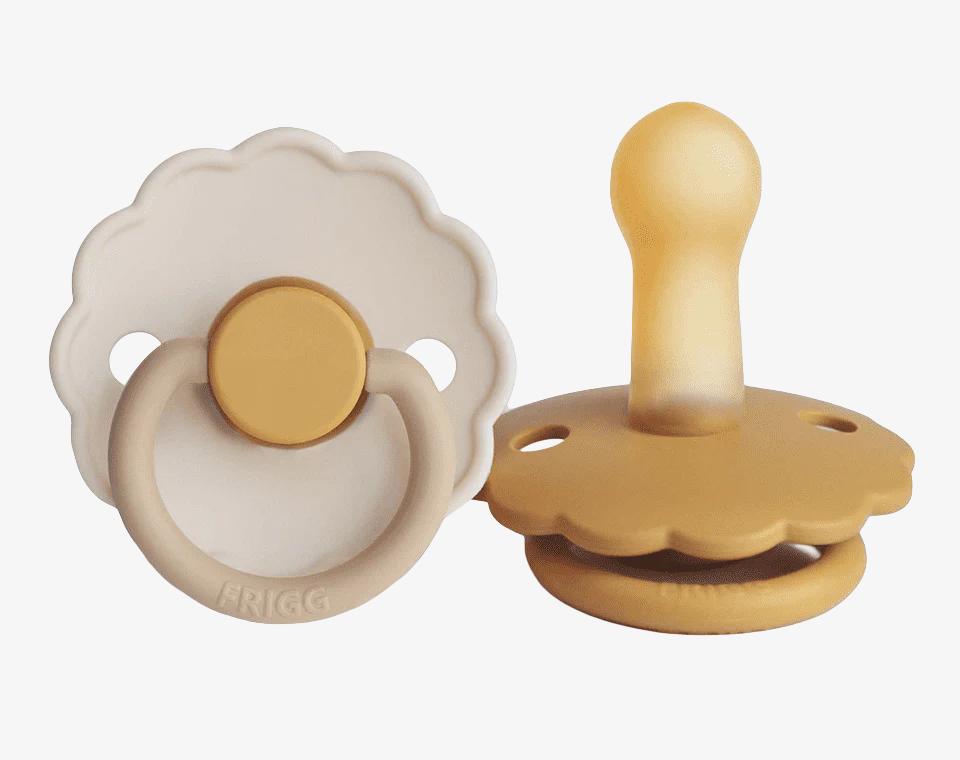 זוג מוצצי גומי DAISY- מידה 2 (6-18)