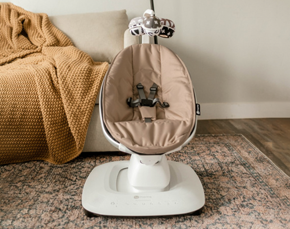 נדנדה MamaRoo חול מדבר 5.0