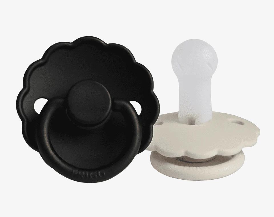 זוג מוצצים DAISY- מידה 2 (6-18)